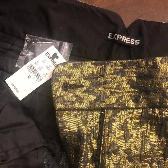 Golden Dress Shorts by Express - Picture 6 of 17